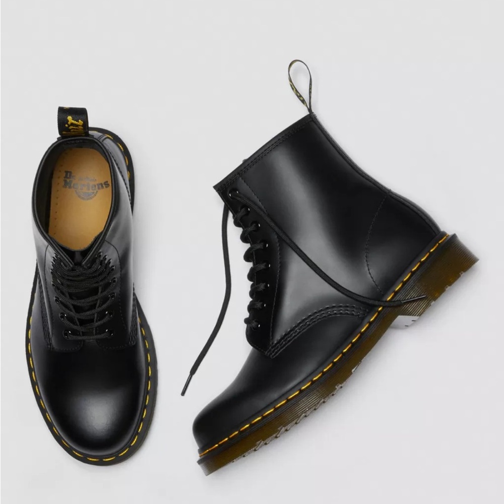 1460 Smooth Leather Dr. Martens